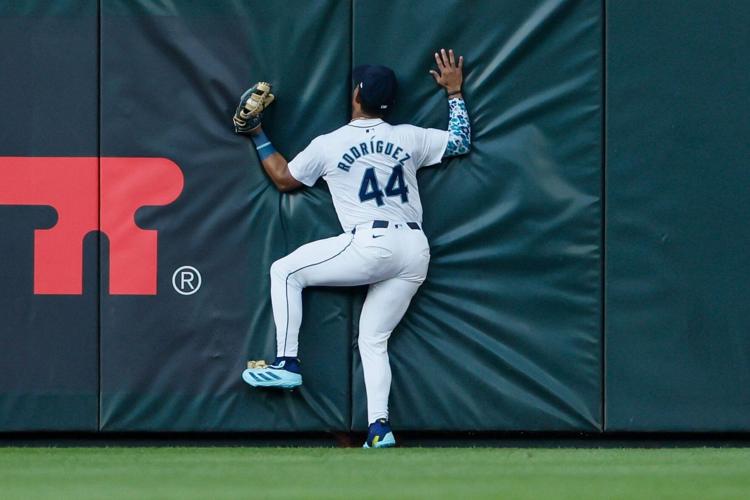 Photos Mariners vs. Guardians Mariners