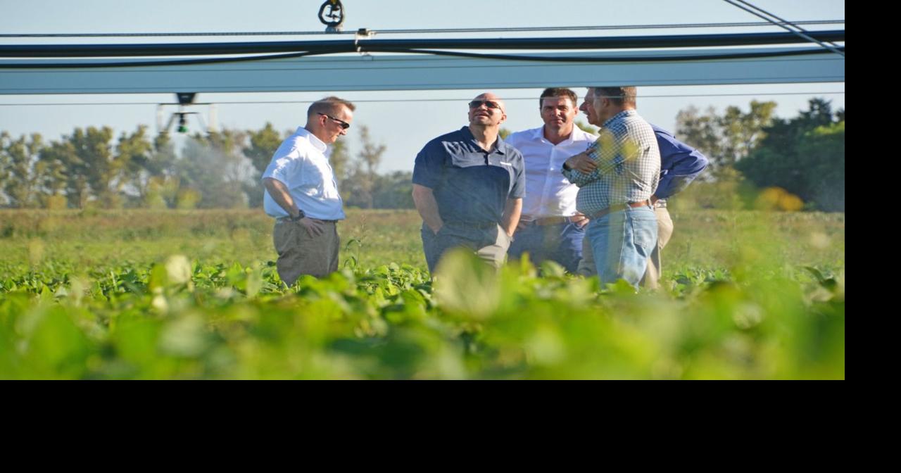 Walla Walla firm couples crop applications to center pivot irrigation