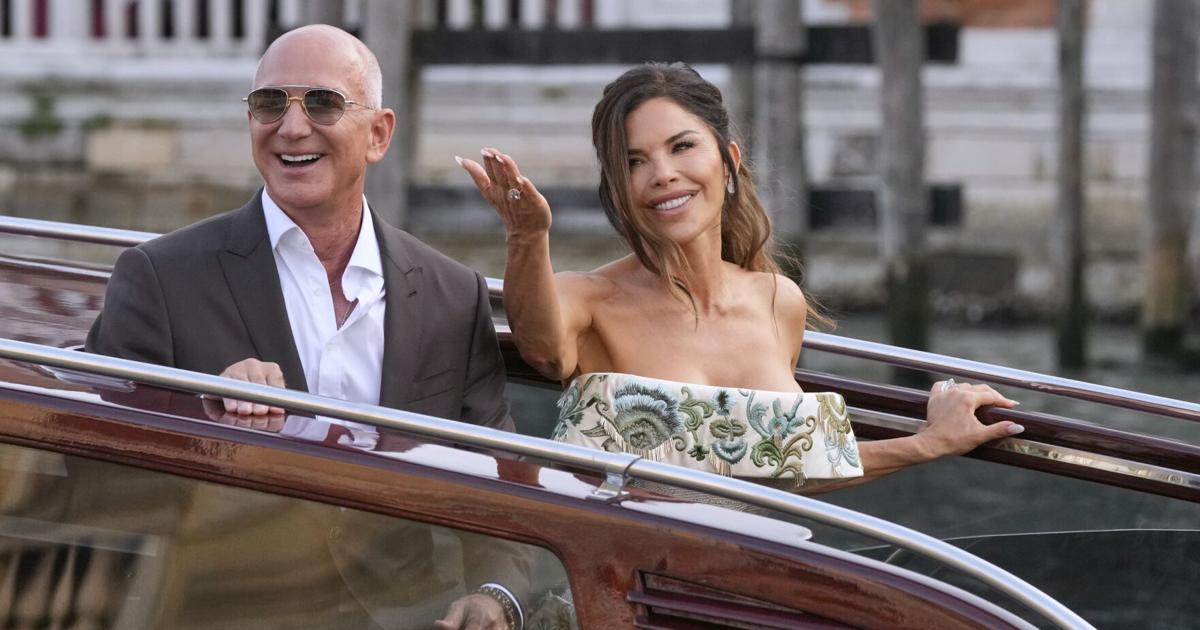 As Amazon’s Jeff Bezos weds Lauren Sánchez in Venice, is split with Seattle complete?