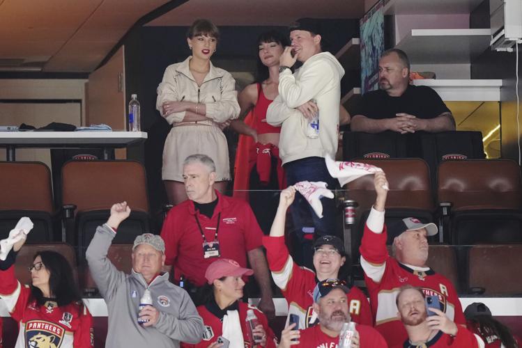 Taylor Swift and Travis Kelce attend Game 4 of Stanley Cup Final between  Panthers and Oilers | National | union-bulletin.com