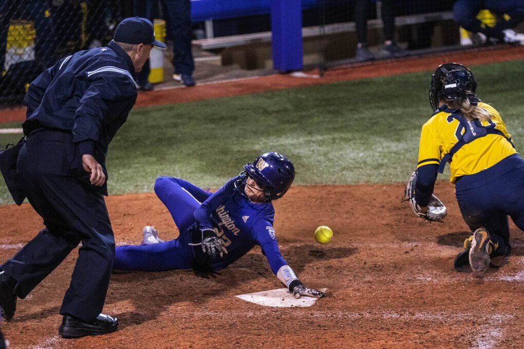 Washington Rallies In Second Game To Sweep A Pair From Michigan Wins Ncaa Softball Tournament Regional University Of Washington Union Bulletin Com Washington Rallies In Second Game To Sweep A Pair From Michigan Wins Ncaa Softball Tournament Regional University Of Washington Union Bulletin Com
