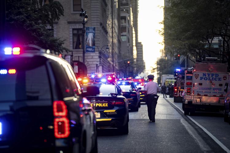 Gunman kills 4, including police officer, in shooting at New York City  office tower | National | union-bulletin.com