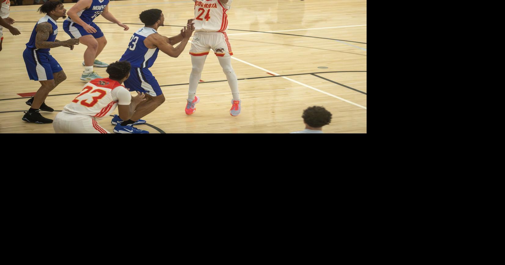 Photo gallery Columbia College vs. Modesto Junior College men's