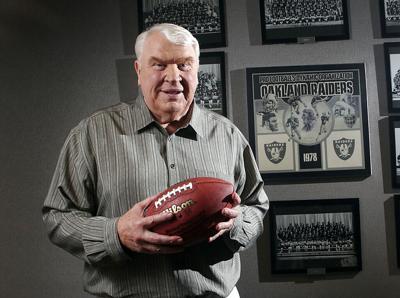 Those closest to John Madden remember favorite moments on Thanksgiving Day, Sports