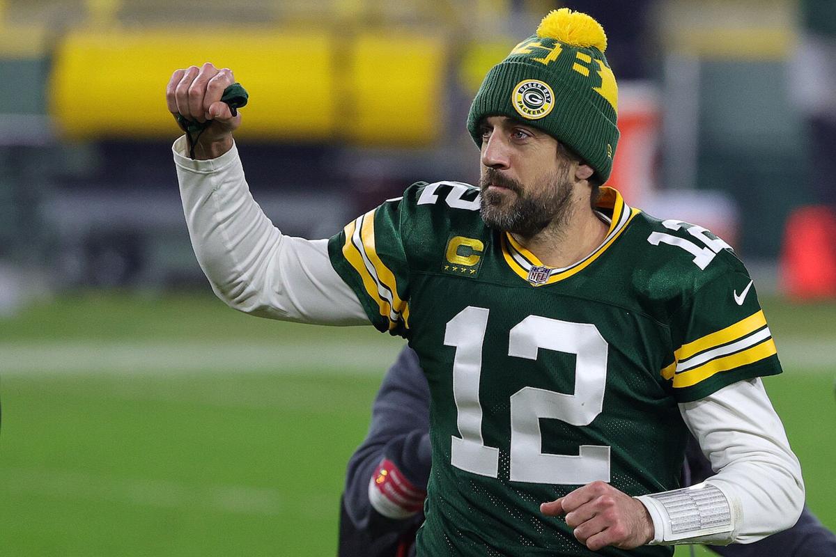 Rodgers, Packers beat Rams 32-18 to reach NFC title game