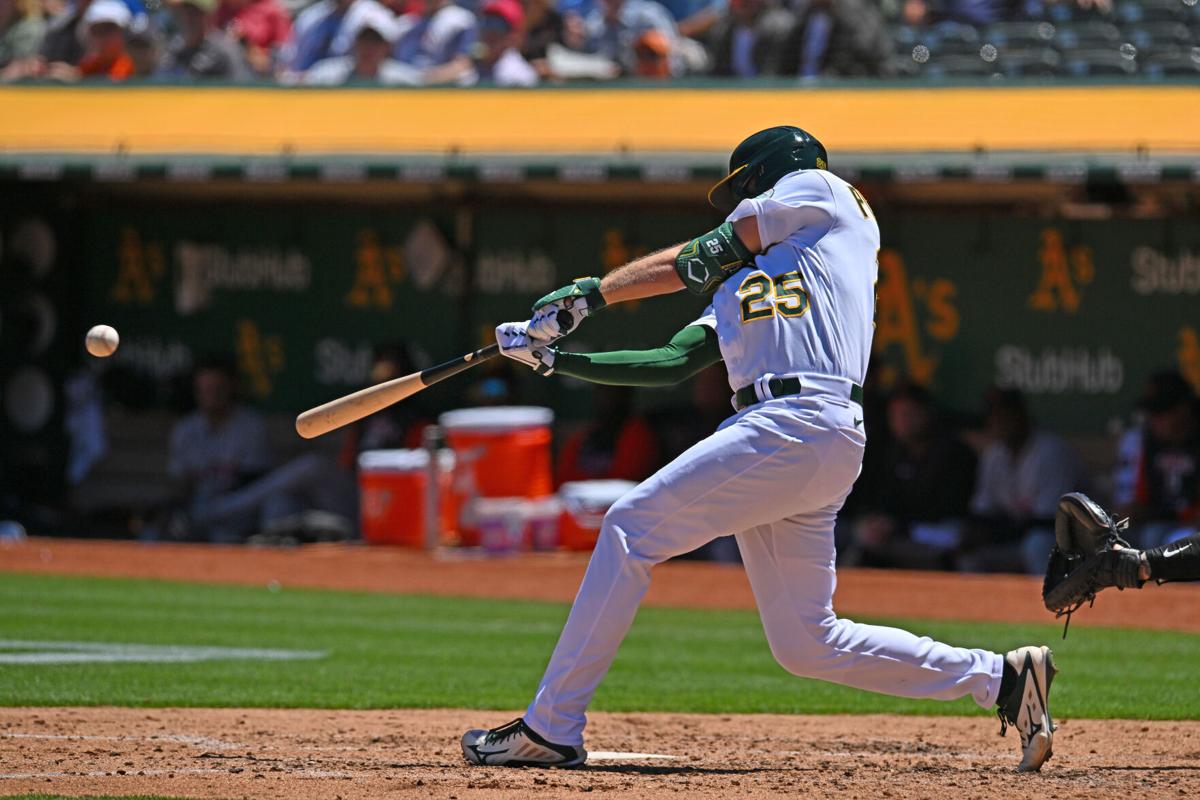 Oakland Athletics release veteran shortstop Elvis Andrus