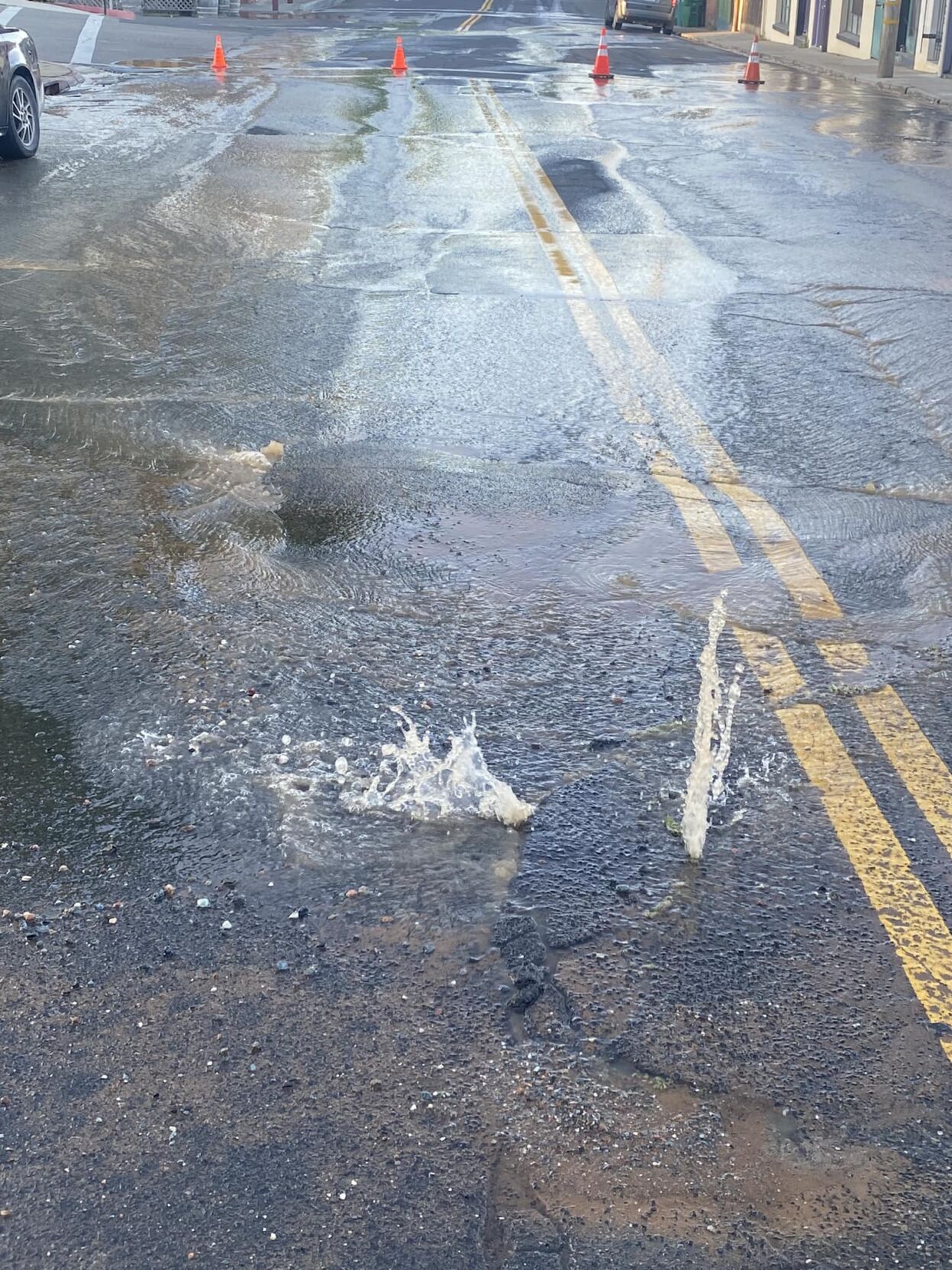 Water main break closes part of Stewart Street in downtown Sonora ...