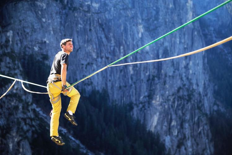 Daring climbers rope jump from Yosemite’s Leaning Tower News