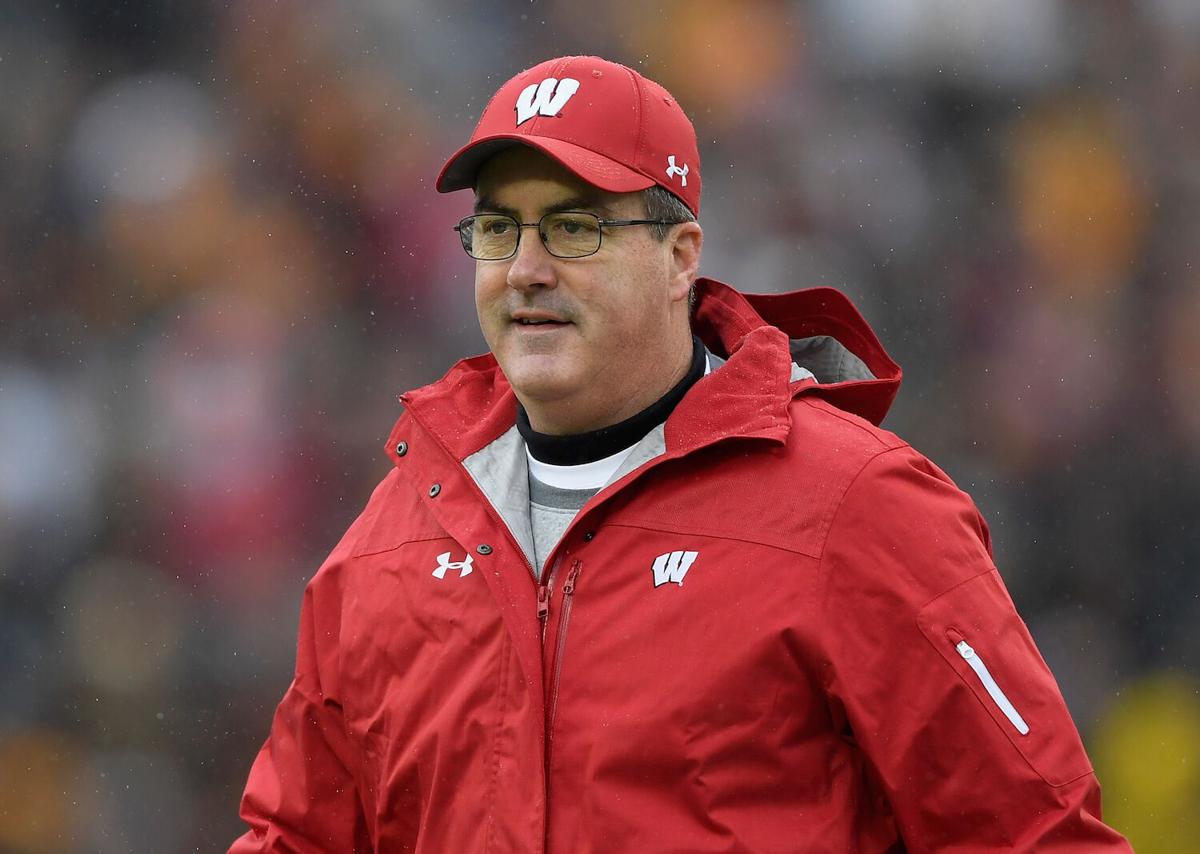 COVID-19 outbreak on Wisconsin — 12 people, including 6 players and coach  Paul Chryst — forces cancellation of Saturday's game vs. Nebraska | Sports  