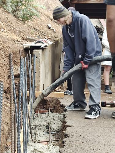 Sonora High students retaining wall project touted as example of how ...