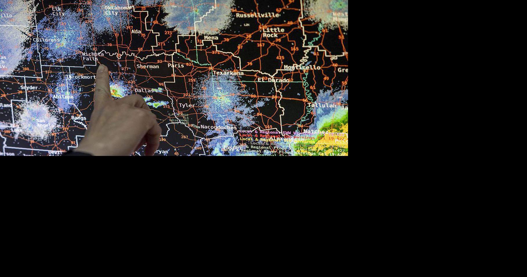 Texas tornado hunters: Inside the art (and science) of storm chasing