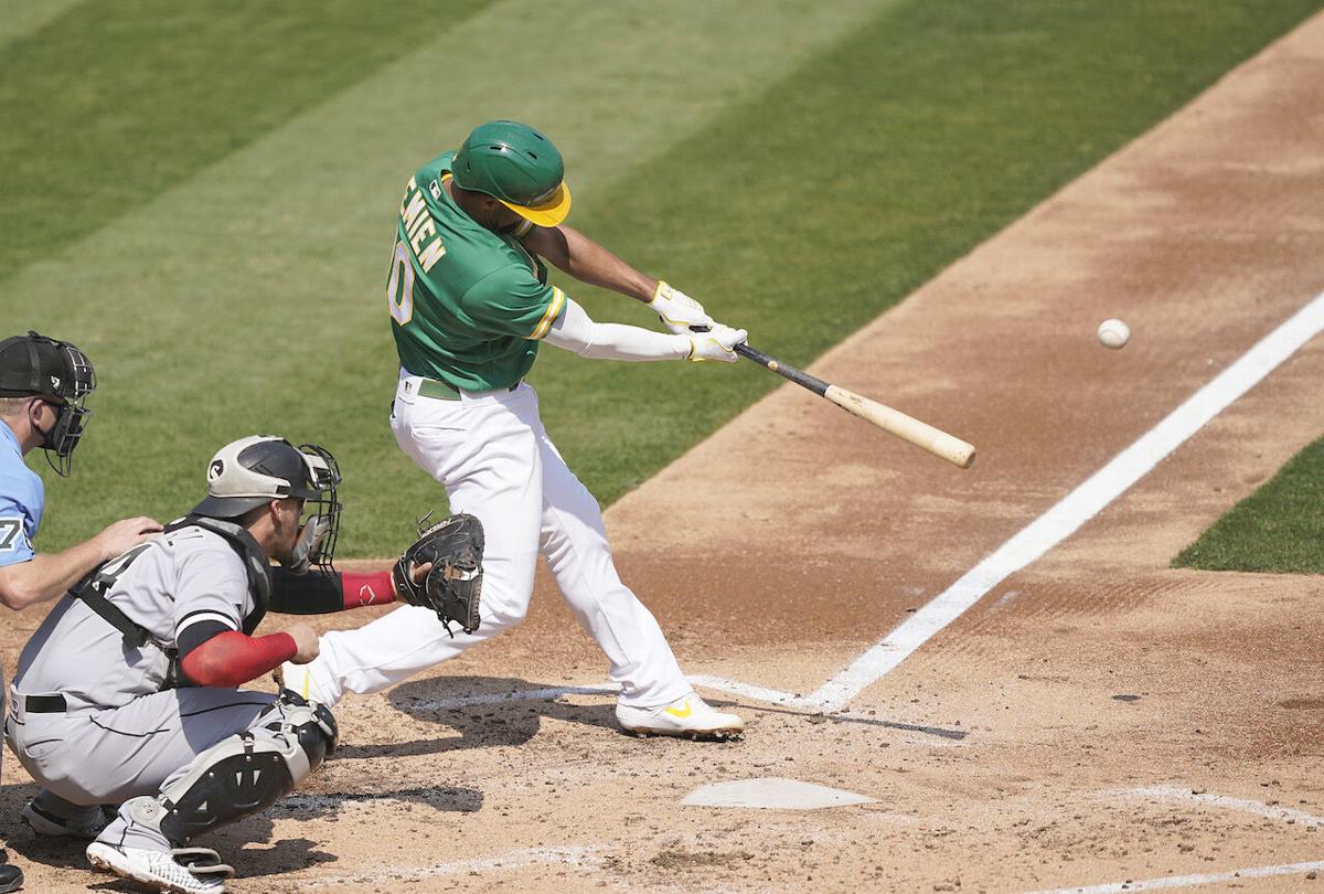 A's hold off Abreu, White Sox 5-3, force series to Game 3