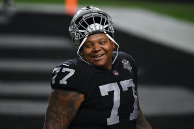 Source: Patriots trade for Pro Bowl tackle Trent Brown, Sports