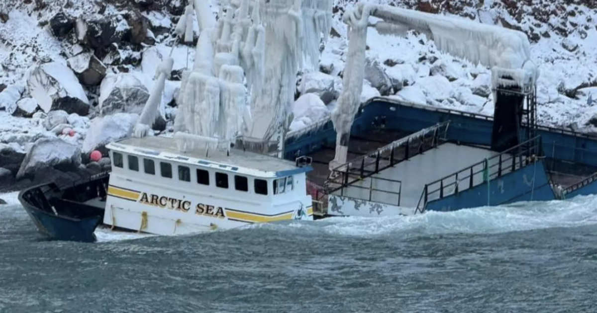 Sonora native recounts harrowing Alaska storm rescue from commercial crabbing boat