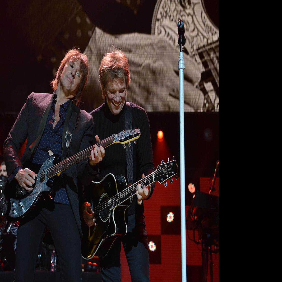 Guitarist richie sambora hi-res stock photography and images - Alamy, image size:1200x1200