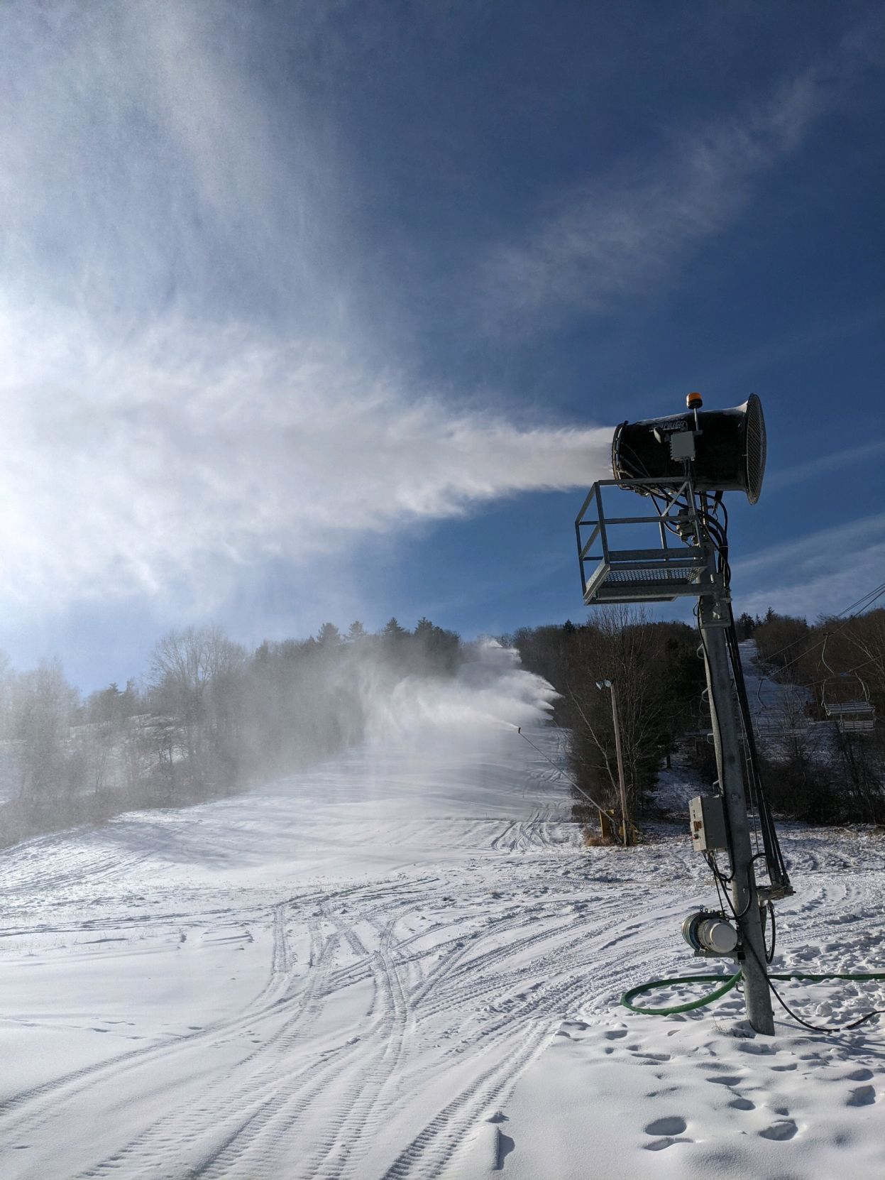The science behind snowmaking at ski areas - The Washington Post