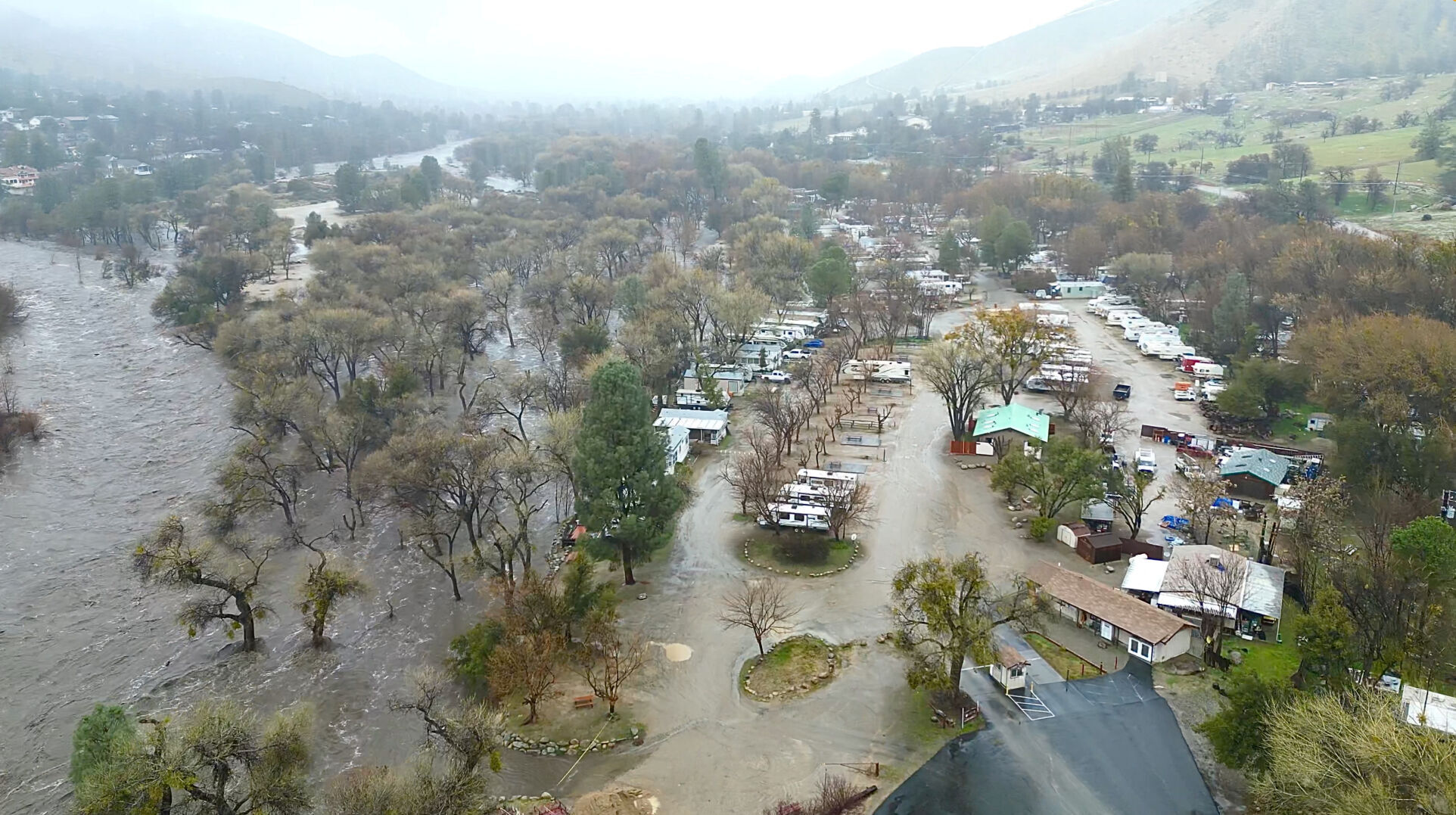 California Copes With Heavy Rain, Flooding In Latest 'atmospheric River ...