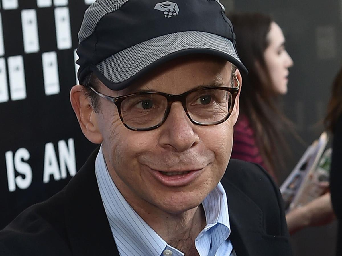 Actor Rick Moranis Punched In The Head In New York Video Shows Back Page Unionleader Com