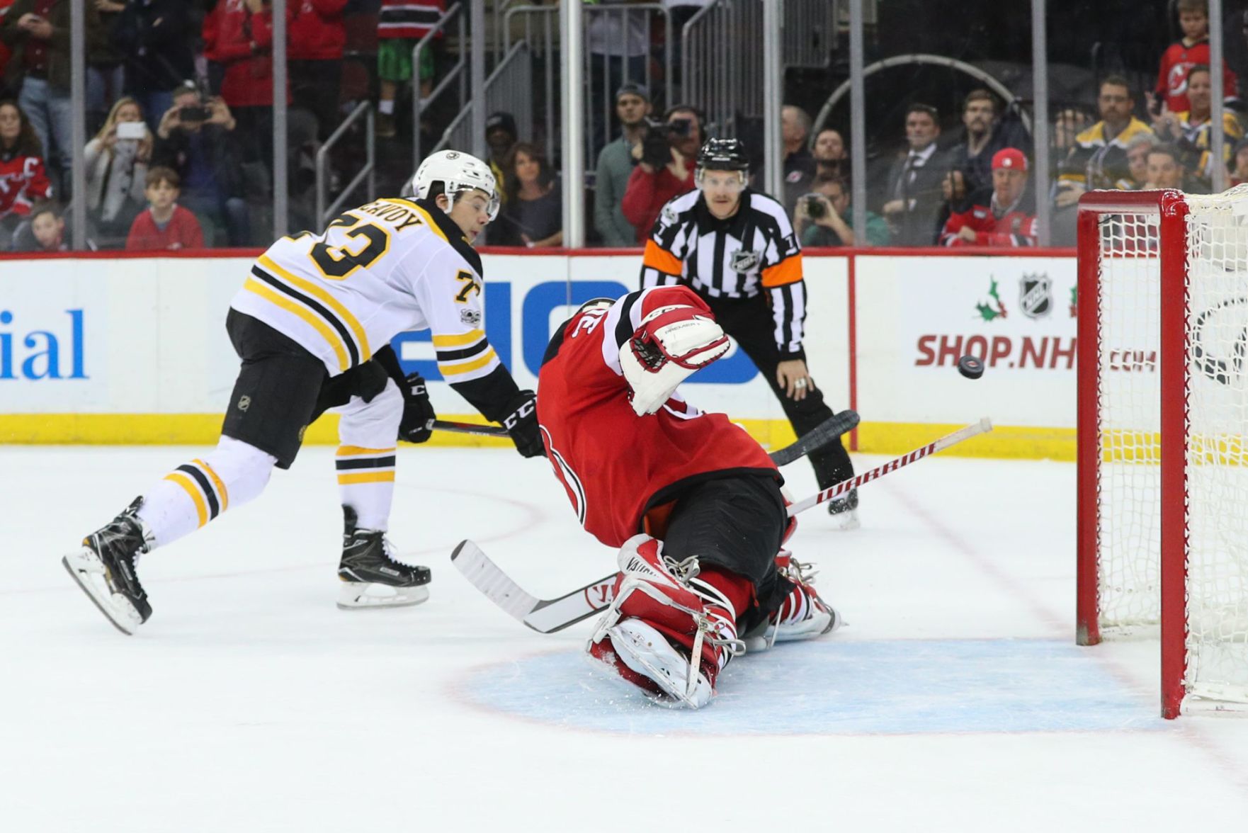 McAvoy Lifts Bruins Over Devils In 11th Round Of Shootout; B's Win ...