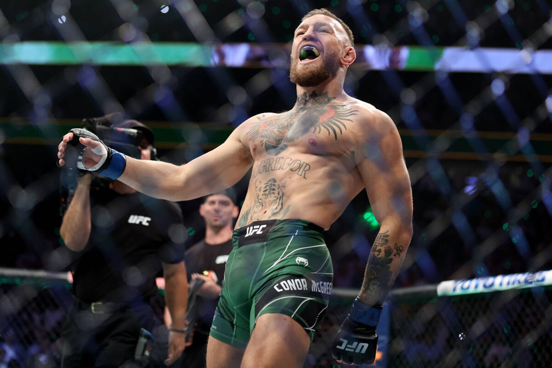 Conor McGregor says he will fight this summer in Las Vegas