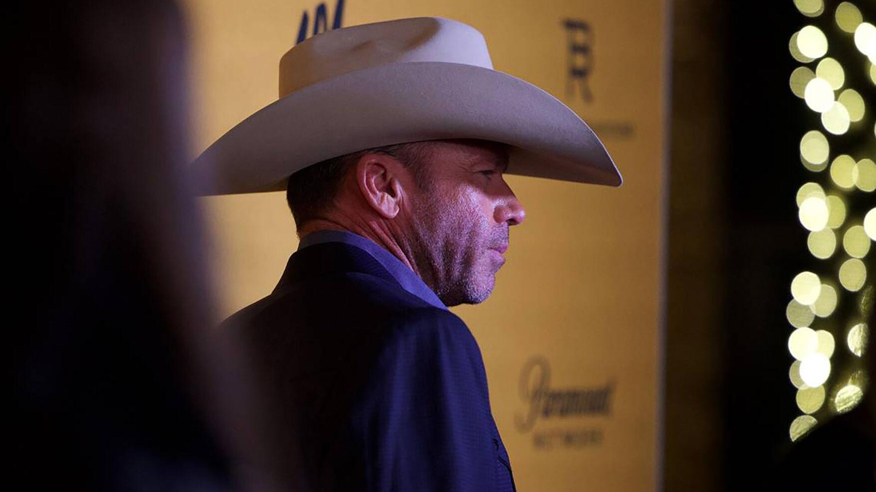 Taylor Sheridan sẽ rời Paramount và chuyển sang NBCUniversal vào năm 2029 | Trang sau | unionleader.com