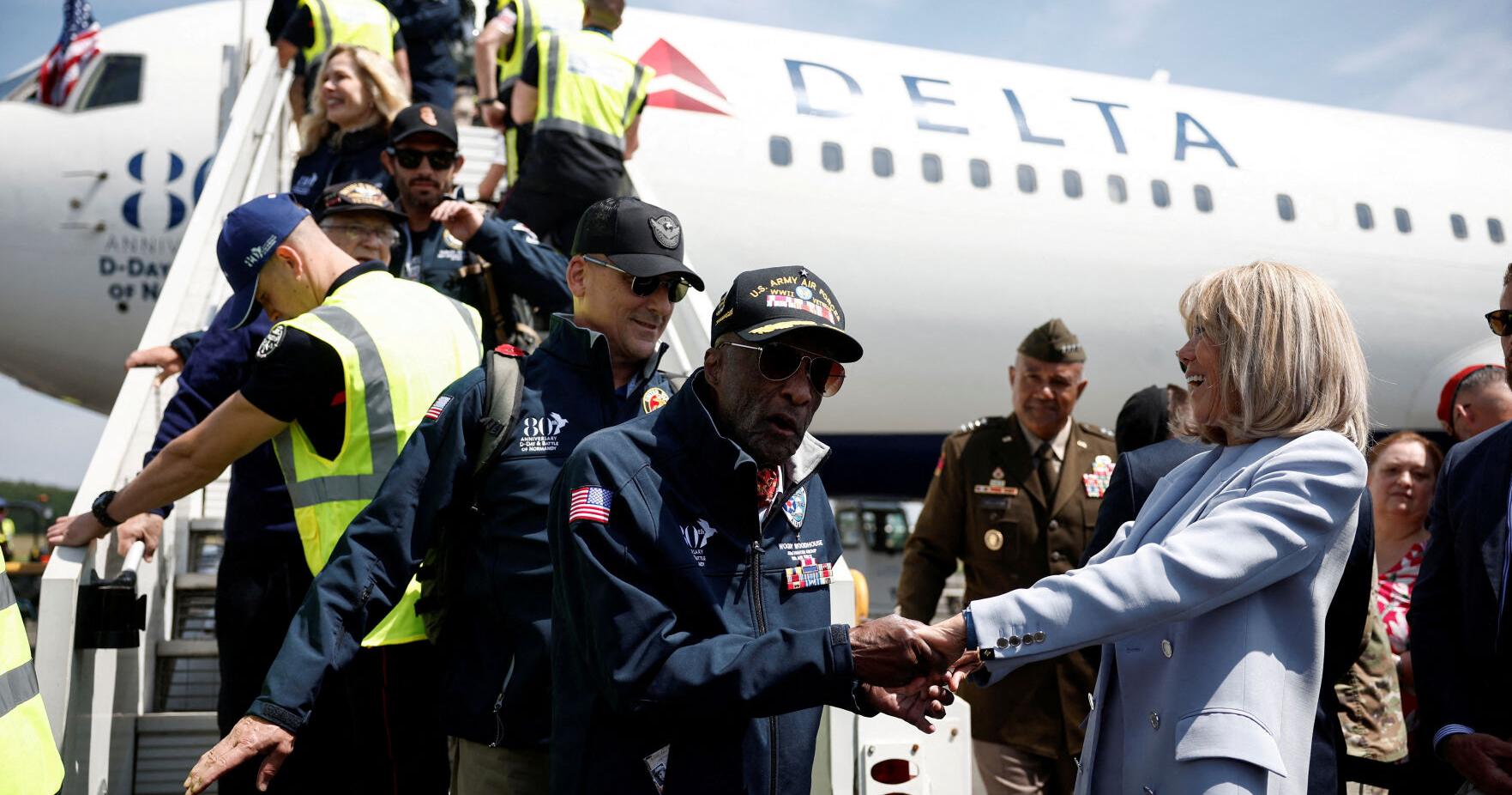 US veterans get heroes' welcome in France ahead of D-Day anniversary - Vimarsana News