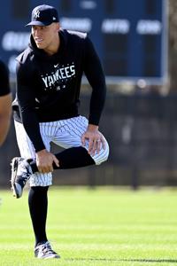 Aaron Judge sends message to Yankees: Sign me in spring training