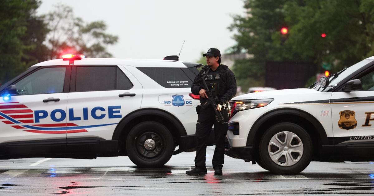 Shooter killed near the White House was previously charged with trespassing
