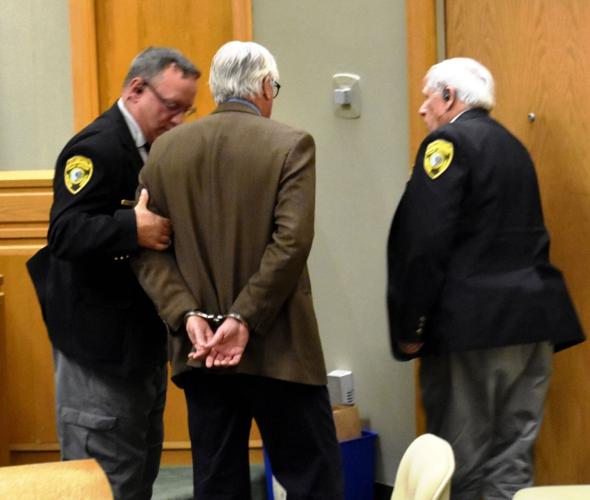 Former state senator begins 30day sentence Crime