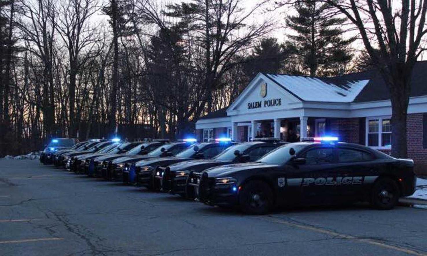 Highranking Salem police officers take to social media to criticize