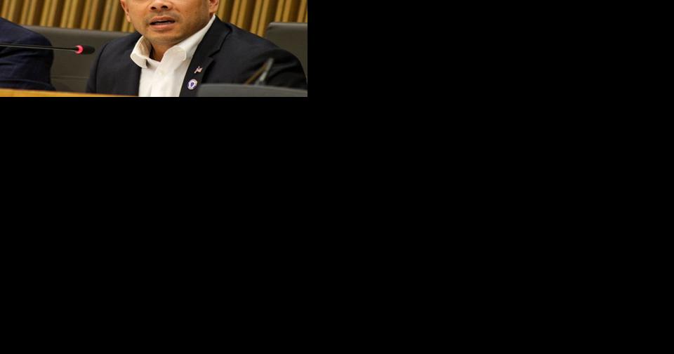 Ex-state senator got $80k in pandemic unemployment while working, officials say - Vimarsana News
