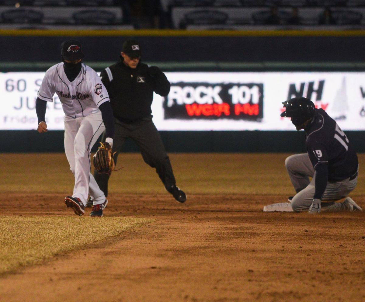 Fisher Cats Fall In Home Opener 5 2 Fisher Cats Unionleader Com