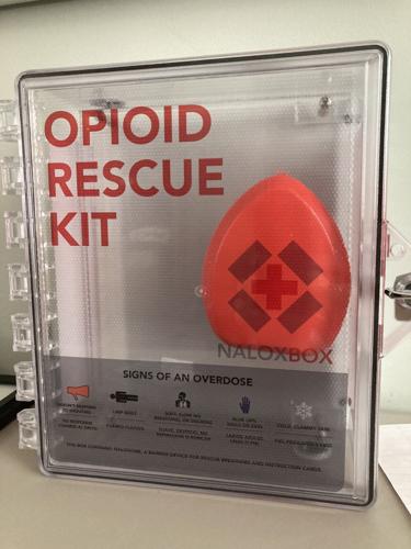 Overdose emergency kit