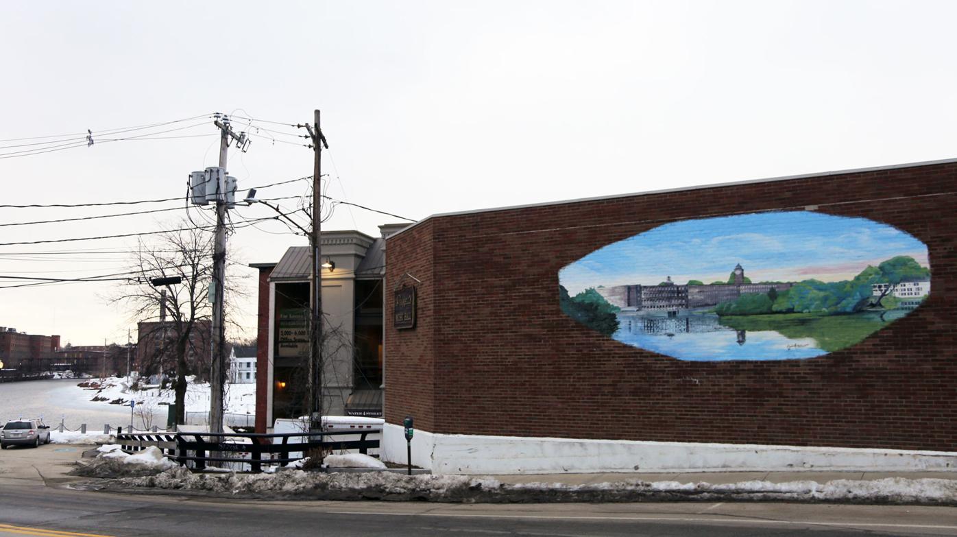 Nashua S Murals Bring Art And Inspiration Into Everyday Life A E Unionleader Com We found that theunionleader.com doesn't have alexa ranking, which suggests that it detected no traffic to this. nashua s murals bring art and