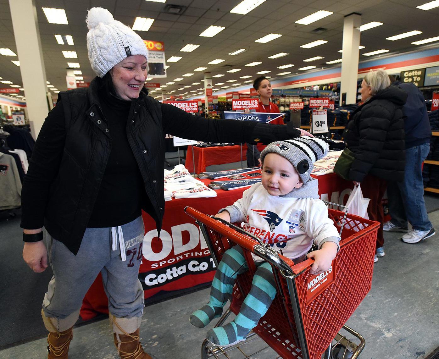 Gear rush starts early for retailers as Patriots head back to Super Bowl, Lifestyles