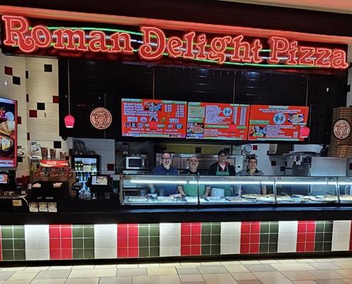 Last Christmas shopping hurrah for Fox Run Mall Business