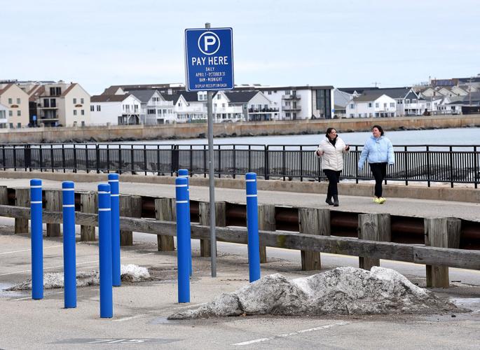 Hampton Beach debate road safety vs. ocean views Tourism
