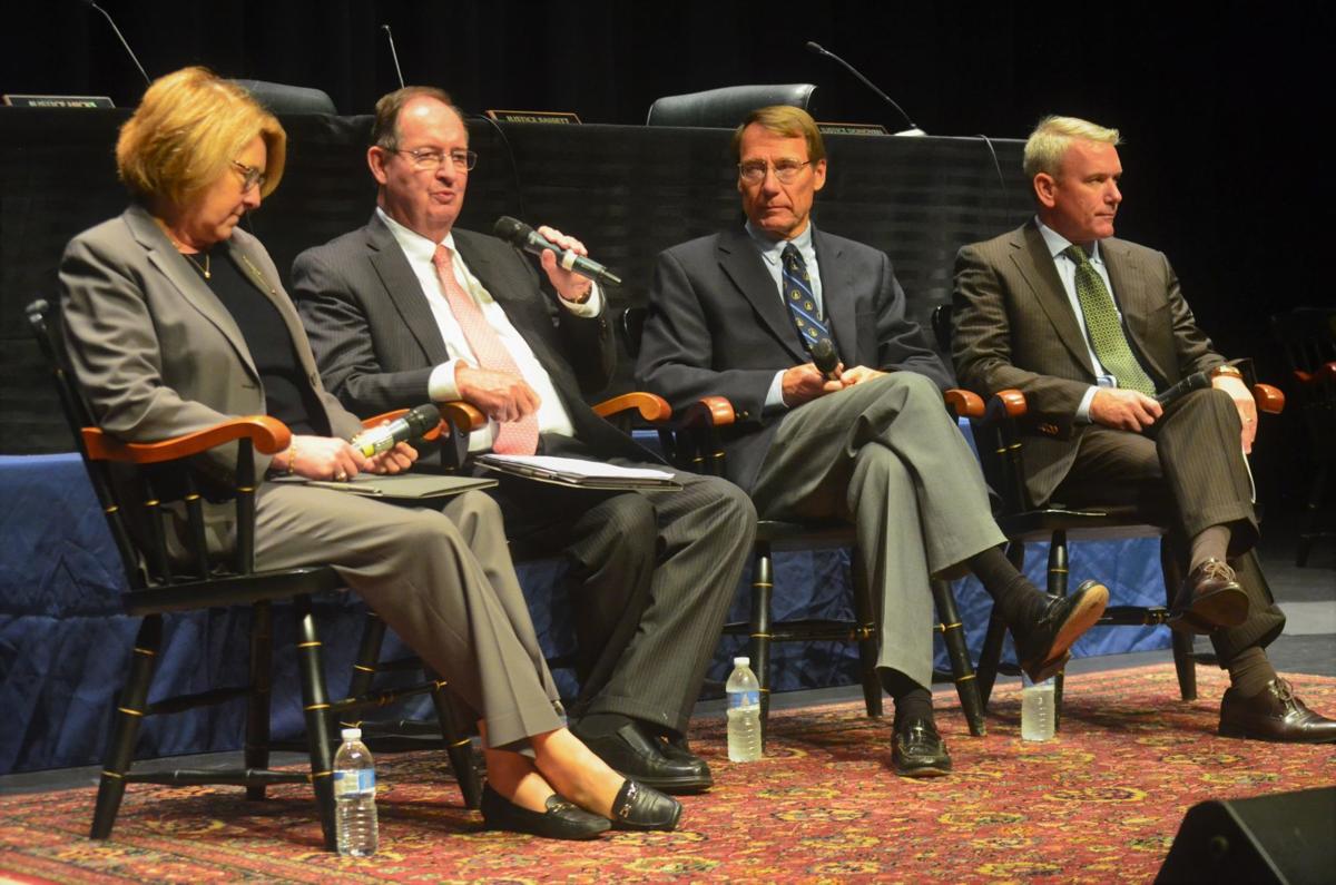 New Hampshire Supreme Court Justices Go On The Road To Windham High Courts Unionleader Com