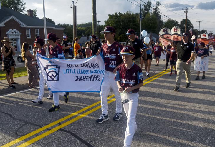 Hooksett Little League Parade Sports