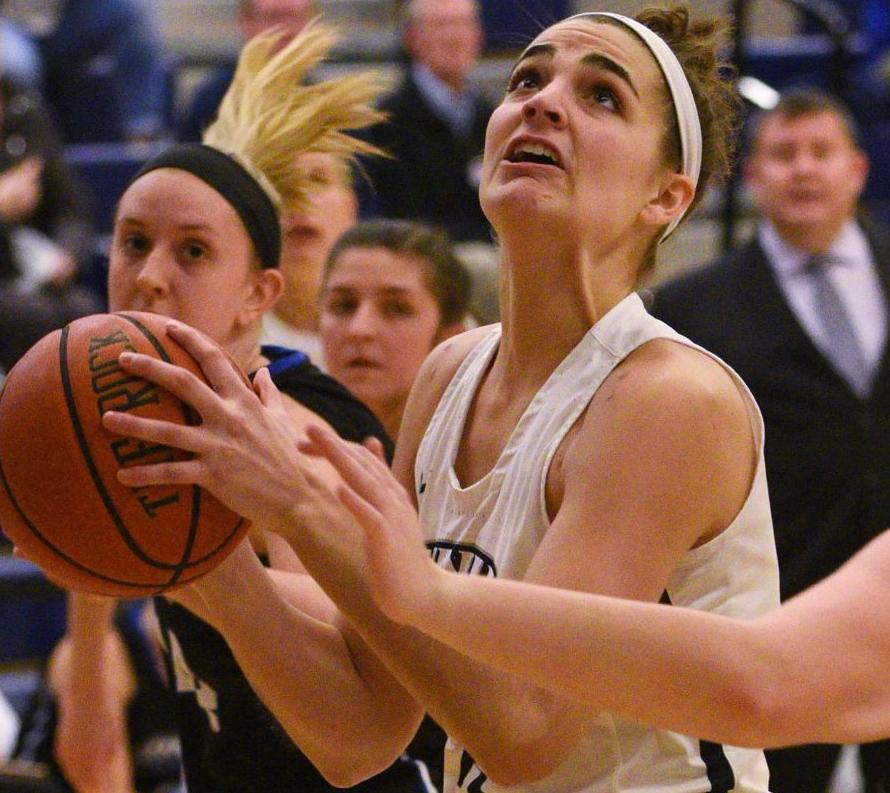 Unh Women S Basketball Season Ends With Quarterfinal Loss At