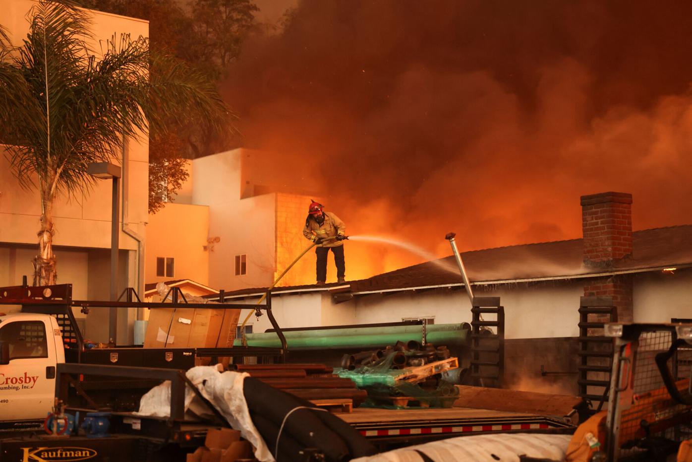 Wildfires rage out of control near Los Angeles, killing at least two |  Nation | unionleader.com