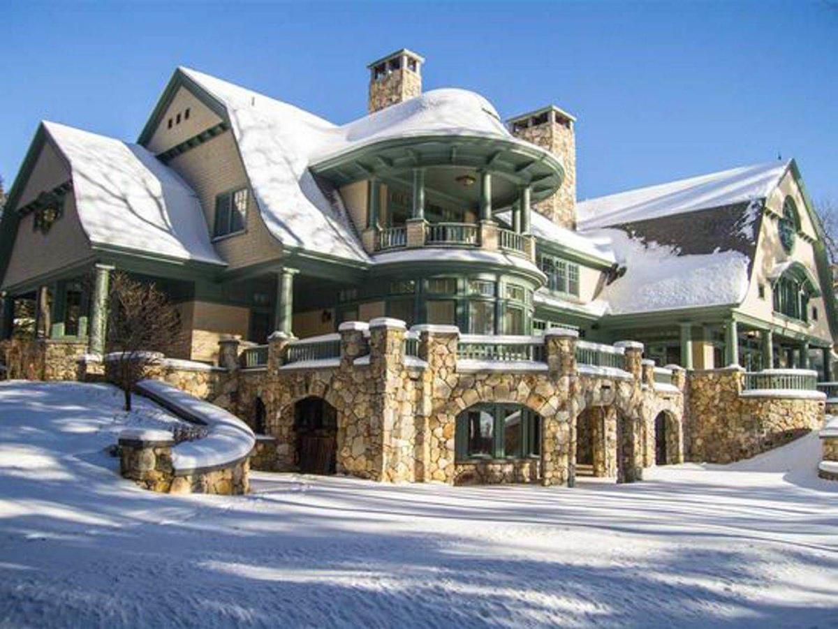 Wolfeboro Waterfront Home Sells For 8 750 000 Homes Garden