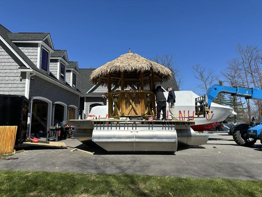 Enjoy tiki time on Lake Winnipesaukee | Travel | unionleader.com, image size:1024x768