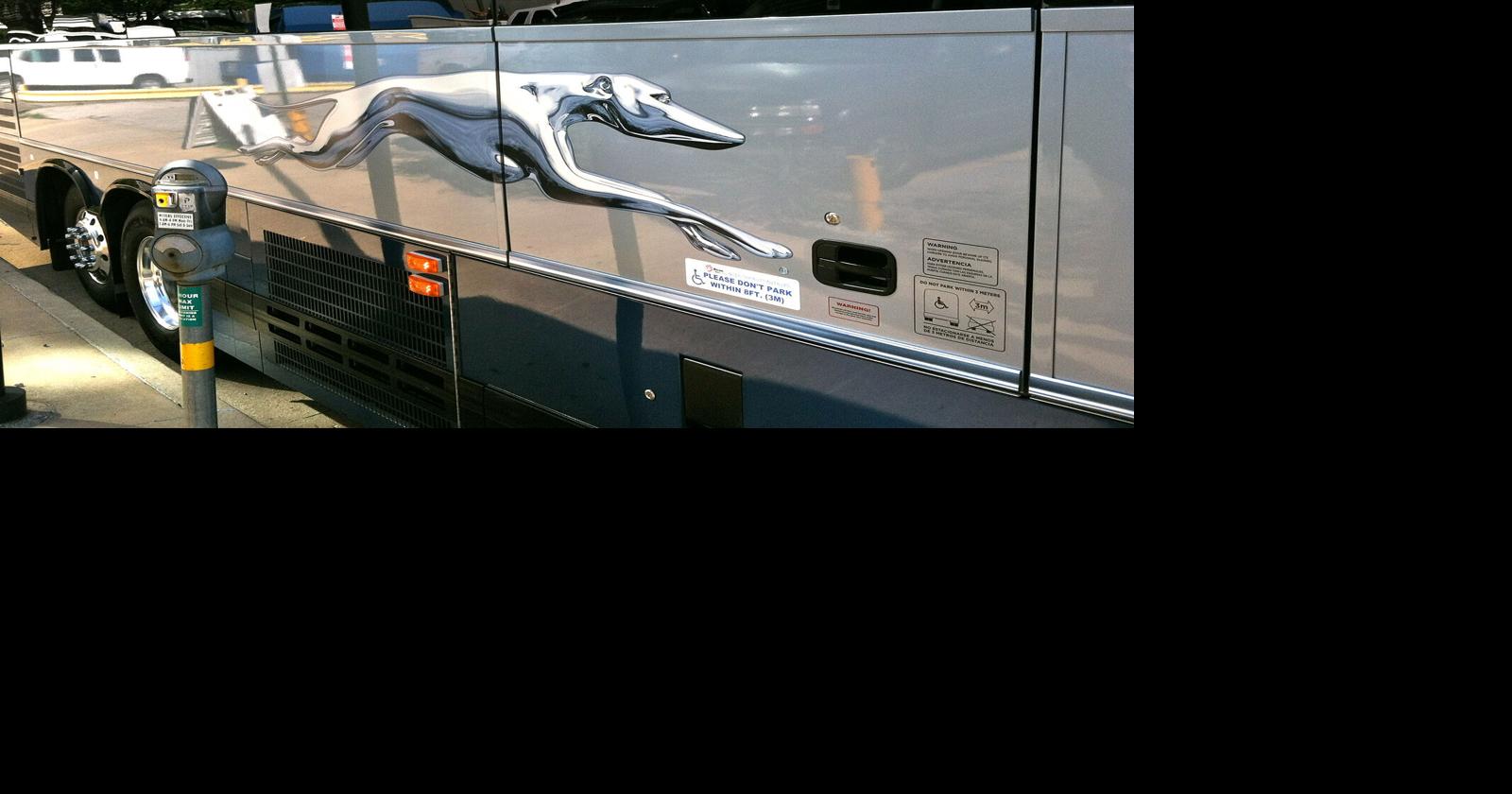 Greyhound bus in Illinois crashes into parked semis; 3 dead, 14 severely injured Public Safety