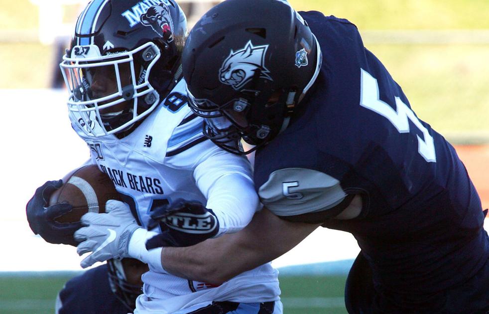 Maine At Unh Nov 23 College Sports Unionleader Com