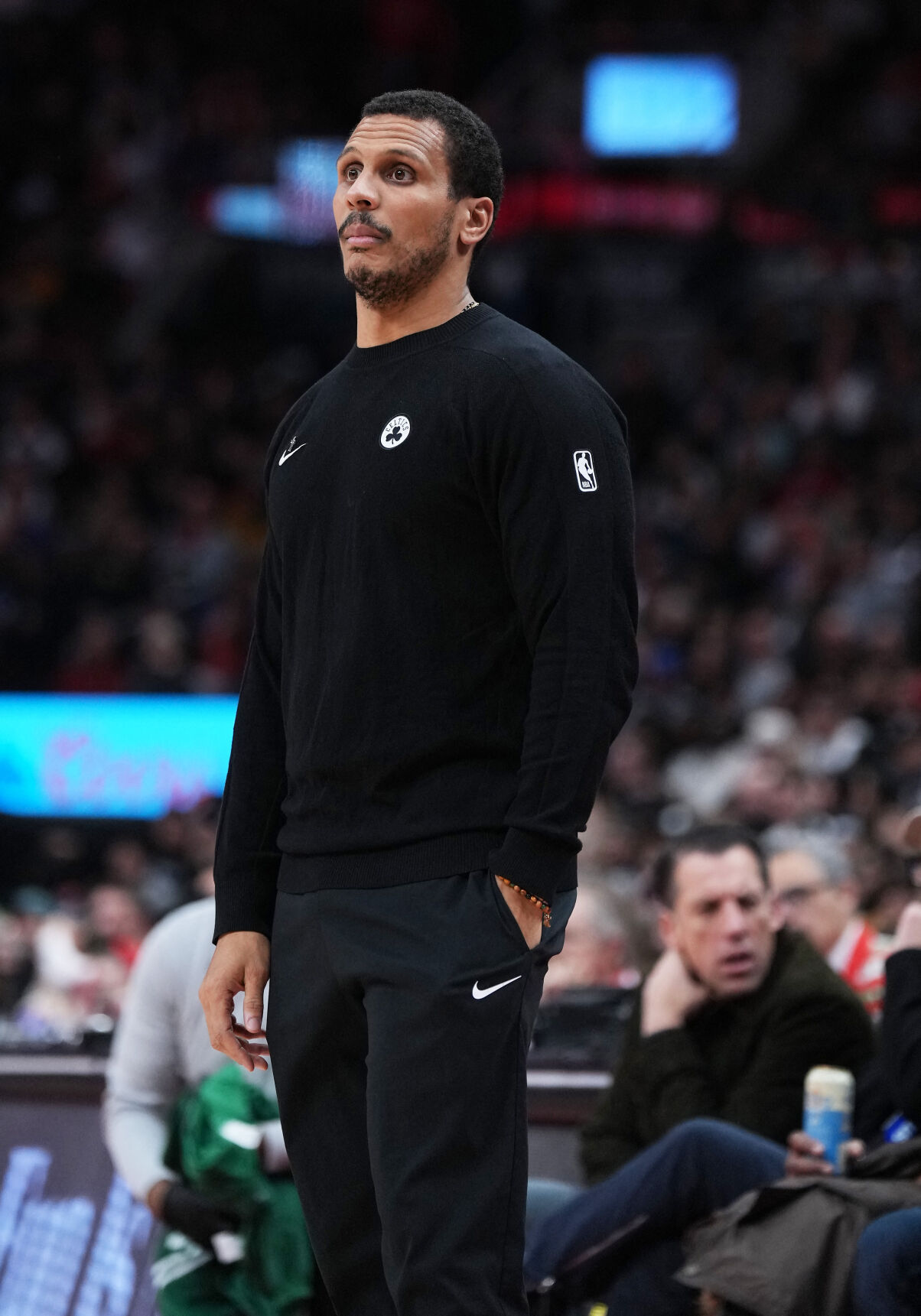 NBA 別注 チーム レタリング スウェット Celtics ブラック　M Surprising Celtics look to add to Blazers' road woes | NBA/Celtics