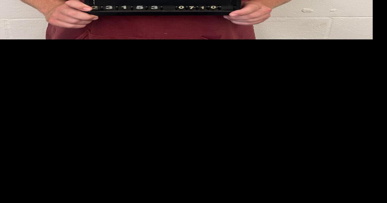 School paraprofessional accused of sexually assaulting student reported