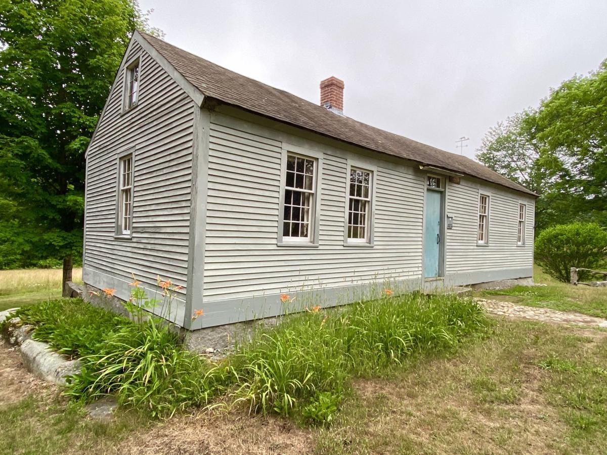 Settlers may have abandoned Monson Center in 1770, but it's a pretty