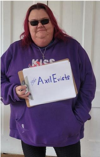 Axel Evicts_Soto