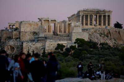 FILE PHOTO: FILE PHOTO: A view of the Acropolis archaeological site and the Parthenon temple ruins in Athens